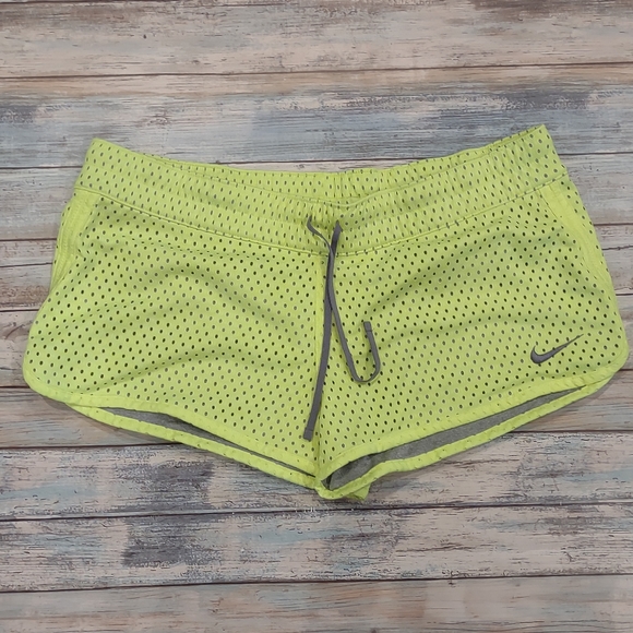 Nike Reversible Athletic Shorts - Picture 3 of 9